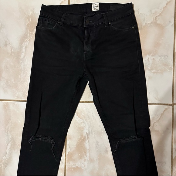 Asos Black Ripped Skinny Jean. - Picture 1 of 3